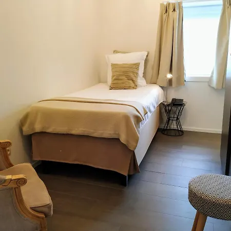 Lepelbed Hotel 3*