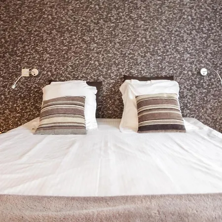 Lepelbed Hotel 3*